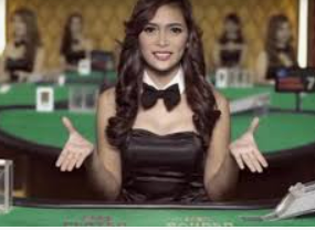 金女王模拟器(无限金币)2024最新版